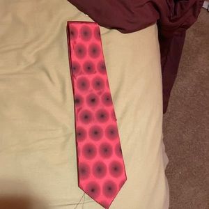 Vanhueson tie